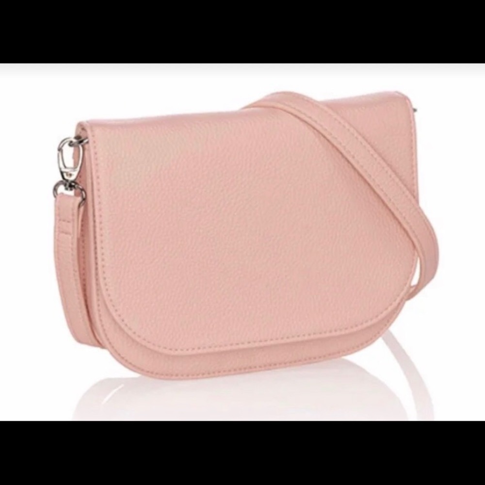 Thirty One Convertible Belt Bag. NEW